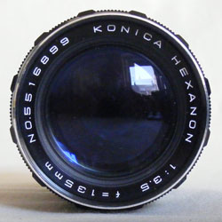 Konica Hexanon 135 mm / 1:3,5 early AR bayonet version front view