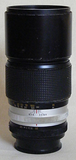 Konica Hexanon 200 mm / 1:3.5 early EE variation with chrome ring and rubber focusing ring
